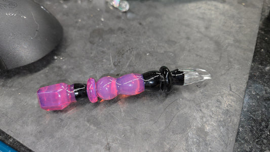 Faceted scoop dabber